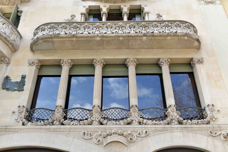 Psg. de Gràcia, 35 - Façana (11).jpg
